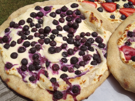 Blueberry Cheesecake Dessert Pizza