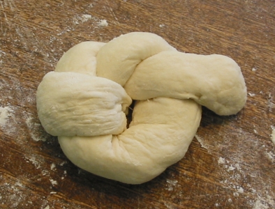 knotting under